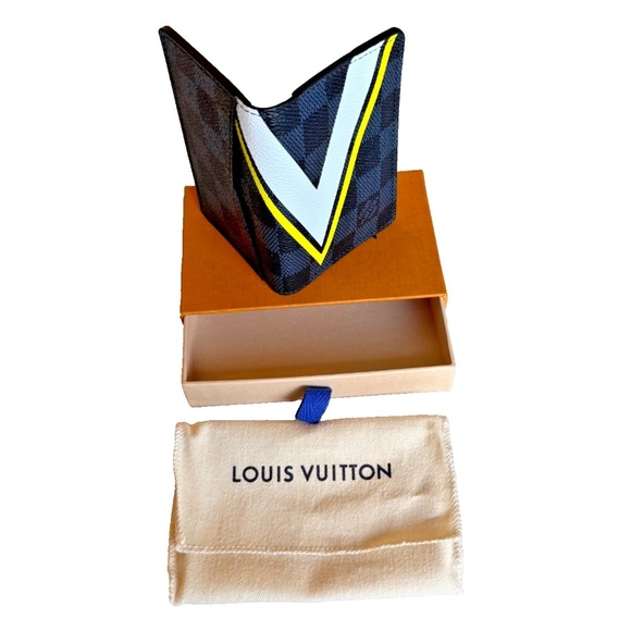 New‎ Louis Vuitton Damier Cobalt America's Cup 2017 Pocket Org/Wallet RARE - Picture 4 of 10